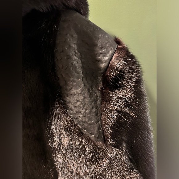 Mink bomber - Picture 7 of 13